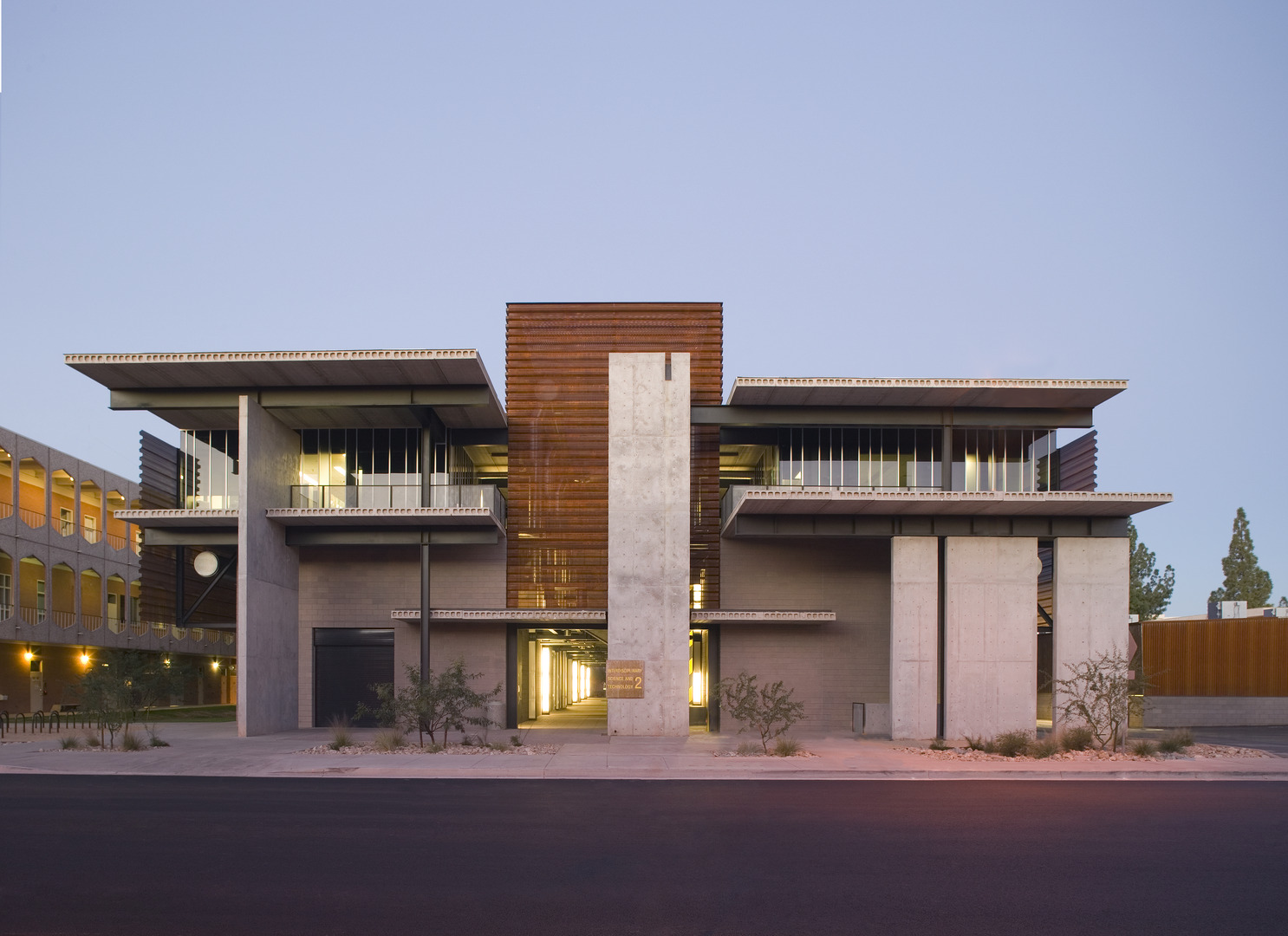 Arizona State University Interdisciplinary Science + Technology Building 2